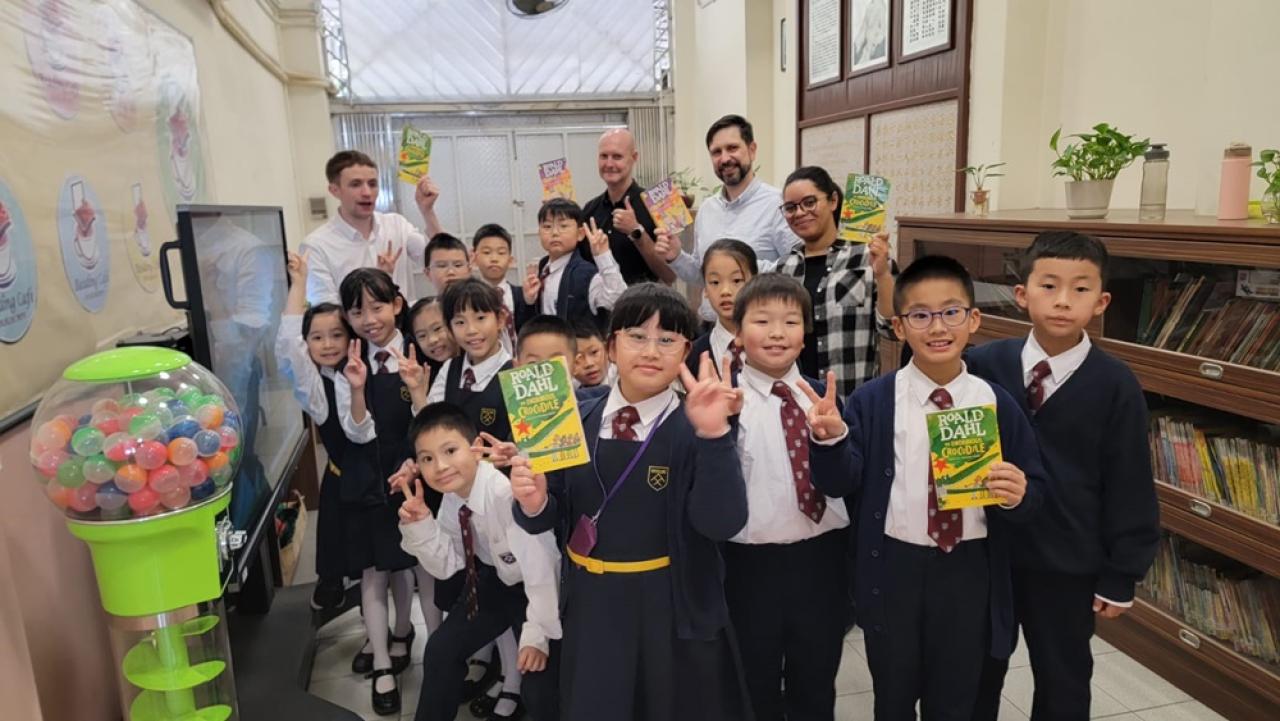 2024年度學校聘請4位外籍英語教師NETs—Mr. O’Neil、Mr. Sergey、 Miss Anthea及Mr. George，而2024-2026年度的重點發展主題為「NETs Action Plan︰Power Up Reading」。