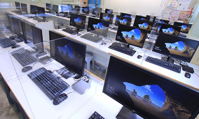 電腦室	